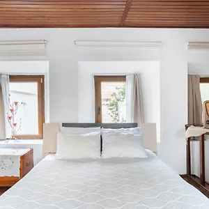 Апартаменты 18th Century Renovated Stone House, Terrace, Free Fast Wi-fi, Бодрум